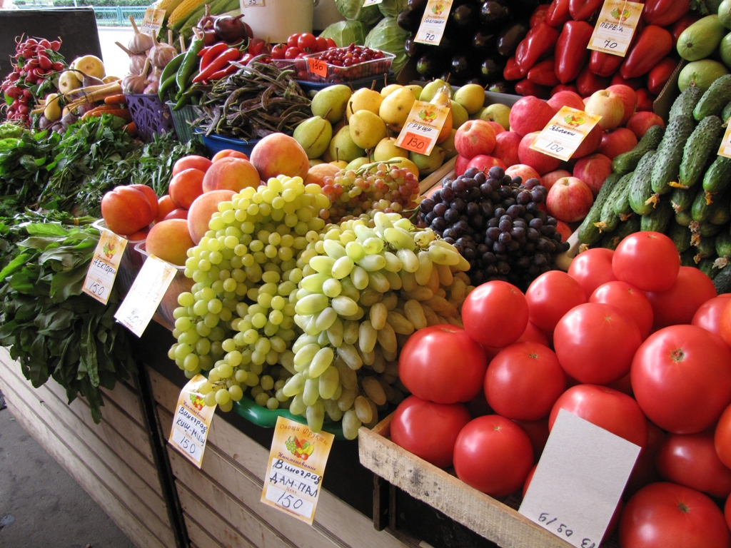 2 Во время мониторинга депутаты убедились что в наличии были все ценники