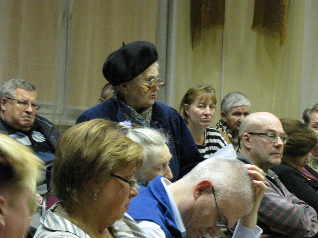 7 Глава управы района Гольяново ответил на все письменные и устные вопросы