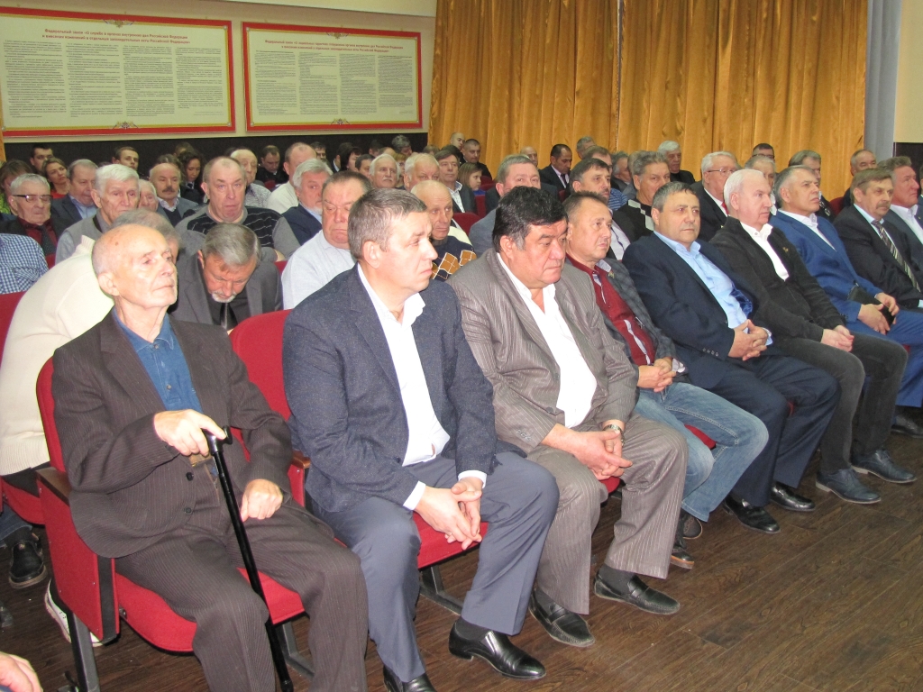 2 В здании ОМВД России по району Гольяново состоялась торжественная церемония награждения гольяновских полицейских