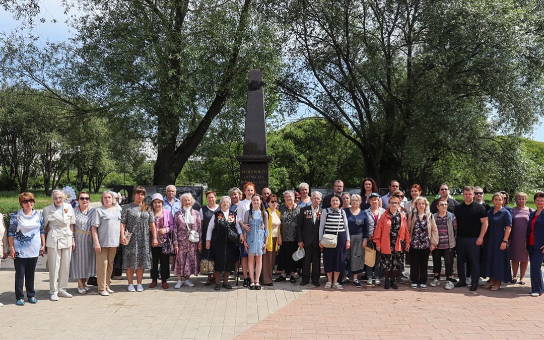 В День памяти и скорби в Гольяновском парке состоялась «Вахта памяти»